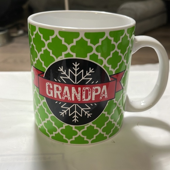 Christmas “Grandpa” & “Grandma “ Mugs Nice Big Ones! - Picture 4 of 6